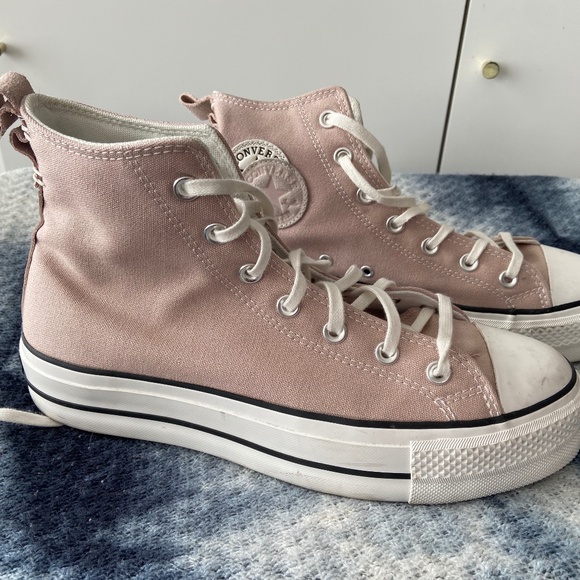 Converse All Stars Shoes - Chuck Taylor All Star Lift Platform Canvas, 10.5